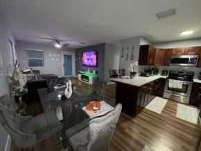 100 NE 171st Ter, Miami FL 33162