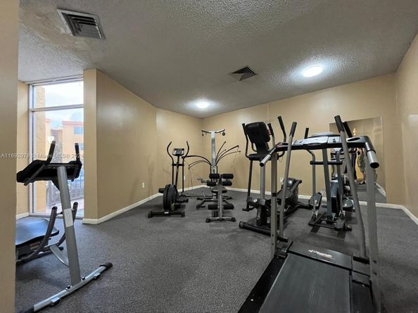 4344 NW 9th Ave 93D, Deerfield Beach FL 33064