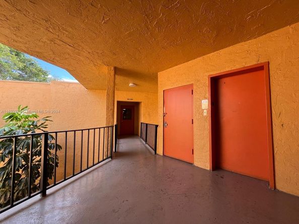 4344 NW 9th Ave 93D, Deerfield Beach FL 33064