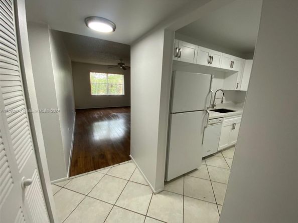 4344 NW 9th Ave 93D, Deerfield Beach FL 33064