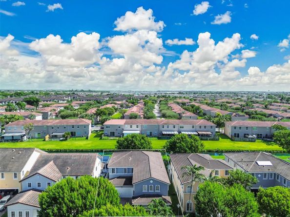 27381 SW 139 Pl, Homestead FL 33032