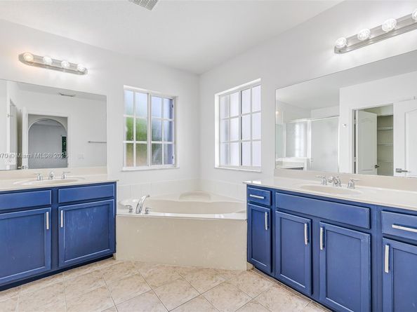 27381 SW 139 Pl, Homestead FL 33032