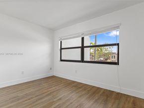 6502 SW 114th Ave, Miami FL 33173