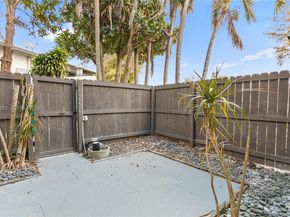 6502 SW 114th Ave, Miami FL 33173