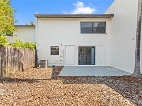 6502 SW 114th Ave, Miami FL 33173