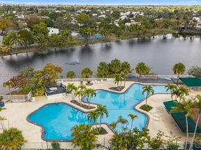 6502 SW 114th Ave, Miami FL 33173