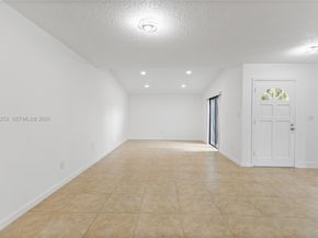 6502 SW 114th Ave, Miami FL 33173
