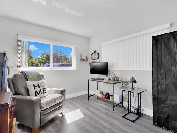 3083 NE 5th Ter, Wilton Manors FL 33334