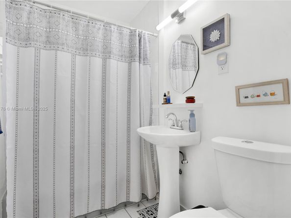 3083 NE 5th Ter, Wilton Manors FL 33334