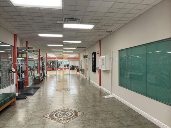 800 SW 142nd Ave 104N, Pembroke Pines FL 33027