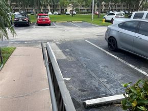 800 SW 142nd Ave 104N, Pembroke Pines FL 33027