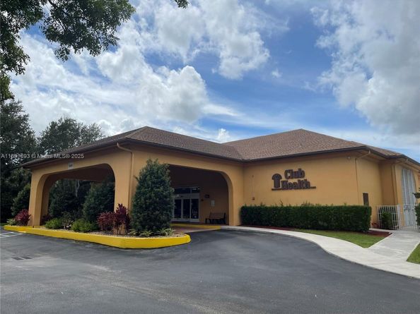 800 SW 142nd Ave 104N, Pembroke Pines FL 33027