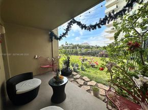 301 Golden Isles Dr 114, Hallandale Beach FL 33009