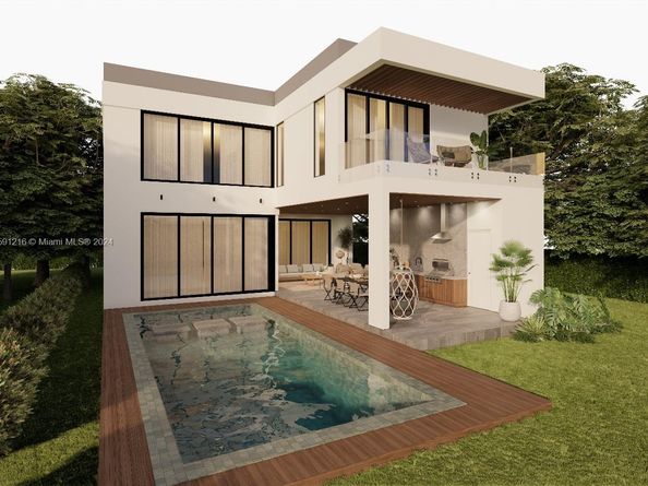 135 SW 29th Rd, Miami FL 33129