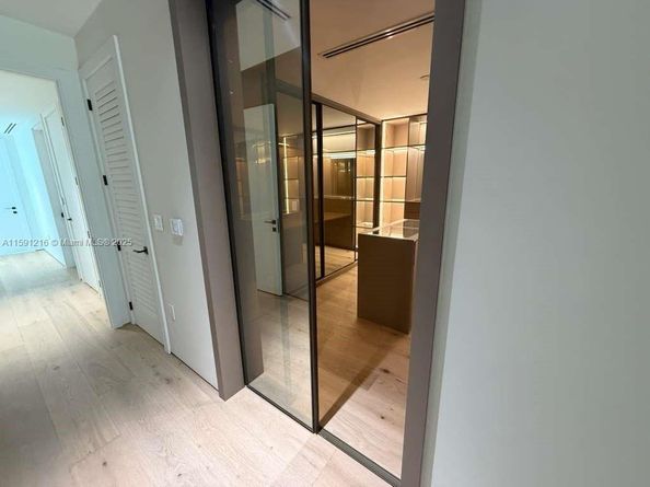 135 SW 29th Rd, Miami FL 33129