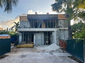 135 SW 29th Rd, Miami FL 33129