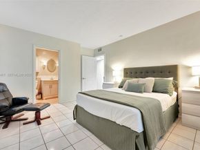 221 SE 9th Ave 102, Pompano Beach FL 33060