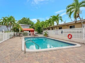 221 SE 9th Ave 102, Pompano Beach FL 33060