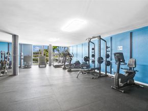 879 NE 195th St 228, Miami FL 33179