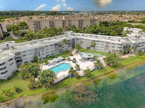 879 NE 195th St 228, Miami FL 33179