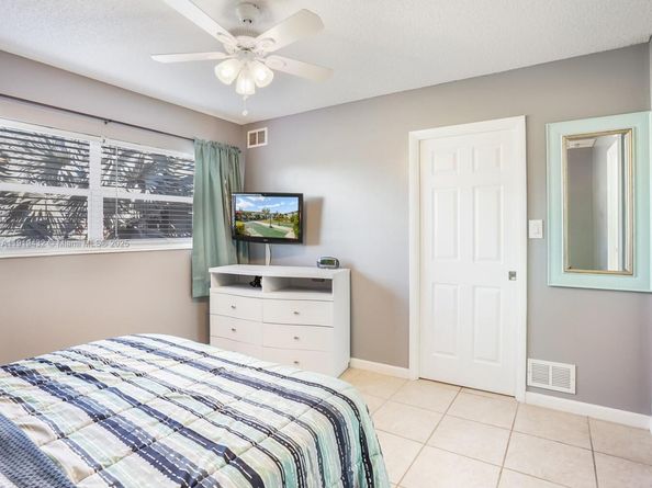 4705 NW 35th St 515, Lauderdale Lakes FL 33319