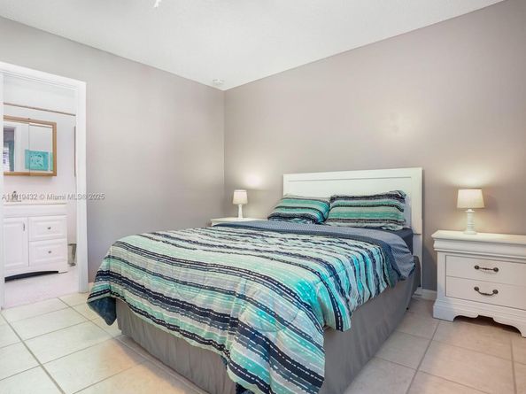 4705 NW 35th St 515, Lauderdale Lakes FL 33319