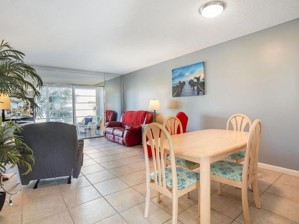 4705 NW 35th St 515, Lauderdale Lakes FL 33319