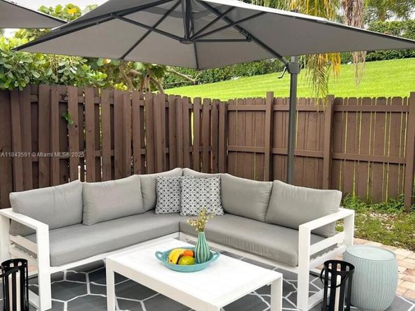 5900 NW 111th Ave, Doral FL 33178