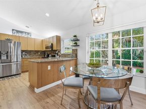 2019 Cove Ln, Weston FL 33326