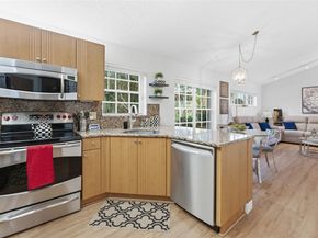 2019 Cove Ln, Weston FL 33326