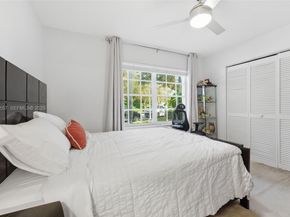 2019 Cove Ln, Weston FL 33326