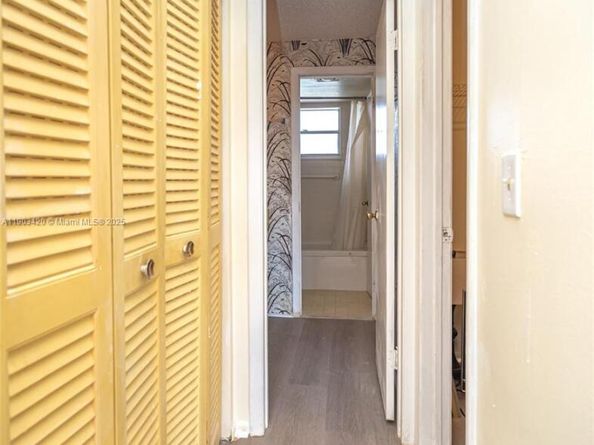 1891 SW 81st Ave 310, North Lauderdale FL 33068