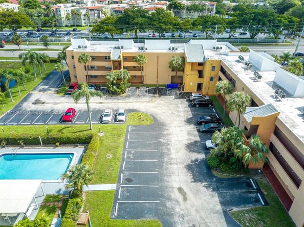 1891 SW 81st Ave 310, North Lauderdale FL 33068