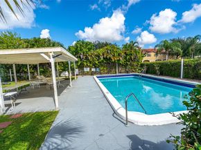 1891 SW 81st Ave 310, North Lauderdale FL 33068