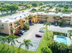 1891 SW 81st Ave 310, North Lauderdale FL 33068