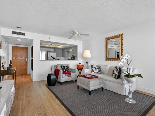 400 S Pointe Dr 1608, Miami Beach FL 33139