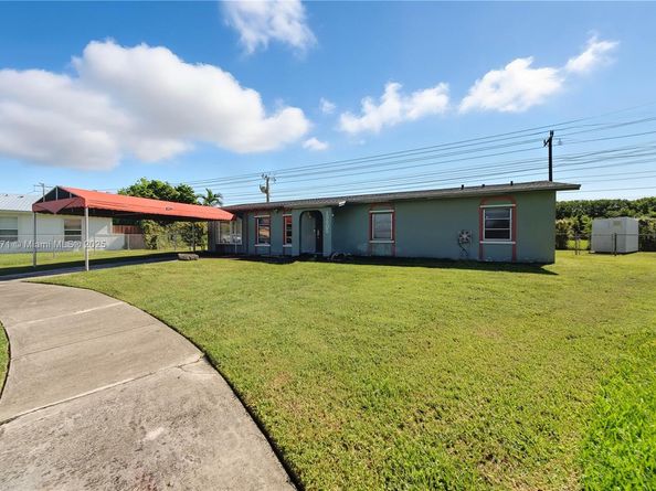 13605 SW 73rd Ter, Miami FL 33183