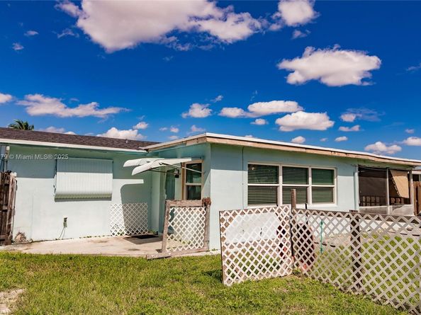 8480 NW 29th St, Sunrise FL 33322