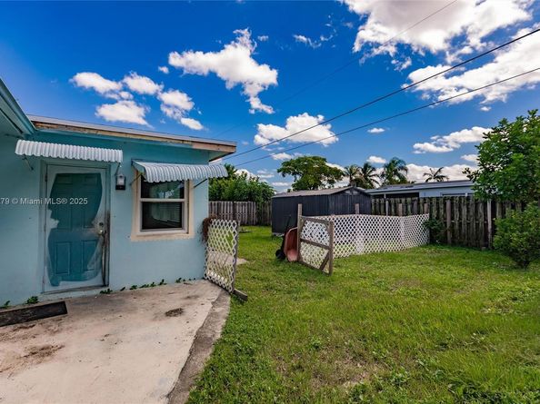 8480 NW 29th St, Sunrise FL 33322