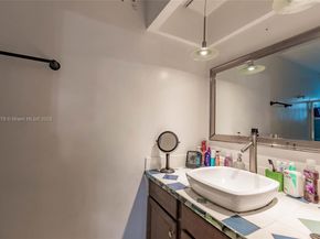 8480 NW 29th St, Sunrise FL 33322