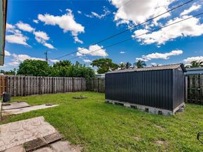 8480 NW 29th St, Sunrise FL 33322
