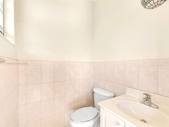279 NW 119th Ave., Miami FL 33182