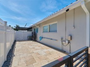 1601 SE 11th St, Fort Lauderdale FL 33316