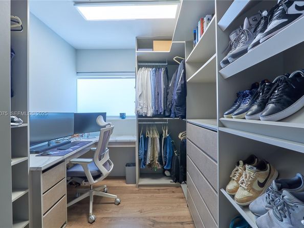 1601 SE 11th St, Fort Lauderdale FL 33316