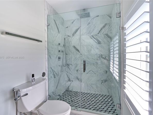 1601 SE 11th St, Fort Lauderdale FL 33316