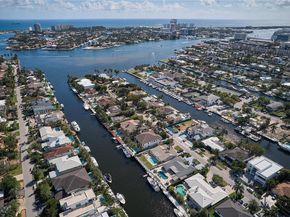 1601 SE 11th St, Fort Lauderdale FL 33316