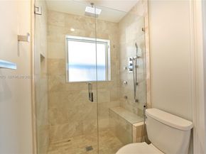 1601 SE 11th St, Fort Lauderdale FL 33316