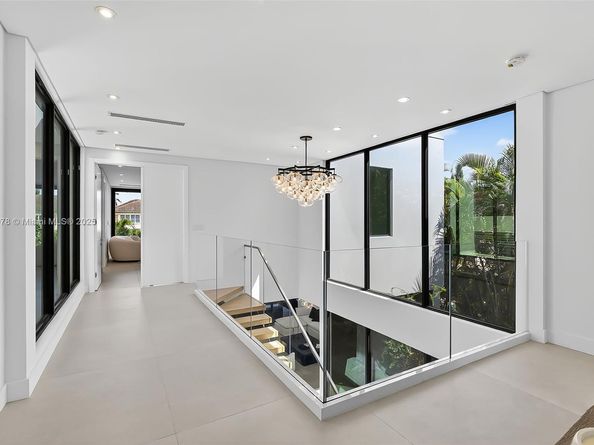 620 Solar Isle Dr, Fort Lauderdale FL 33301