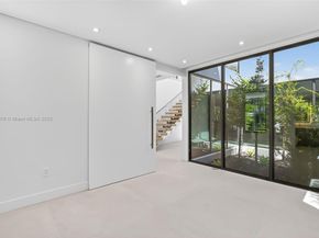 620 Solar Isle Dr, Fort Lauderdale FL 33301