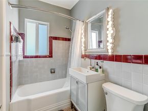 12955 NE 11th Ave, North Miami FL 33161